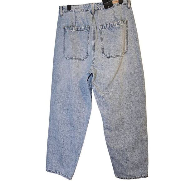 BlankNYC womens jeans, high waisted light wash ankle length. Size 30. NWT.  # 80 - Picture 2 of 4